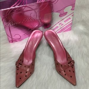 Pink pointy toe backless shoes